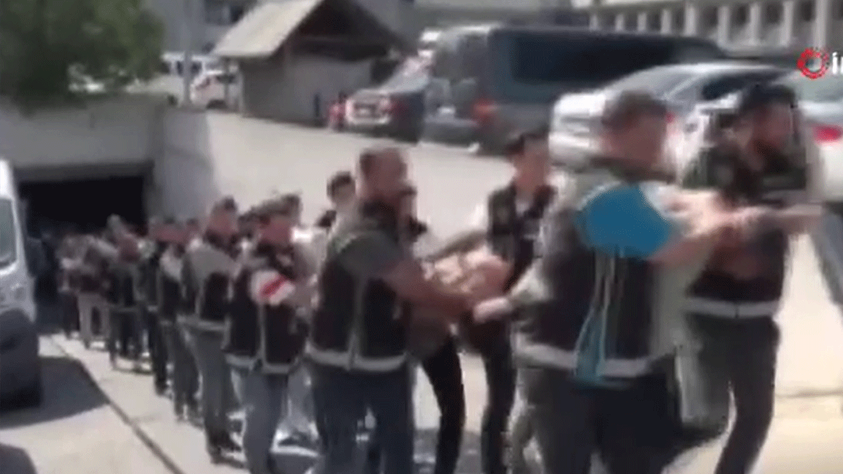 Suç örgütü operasyonunda 24 şüpheli adliyede