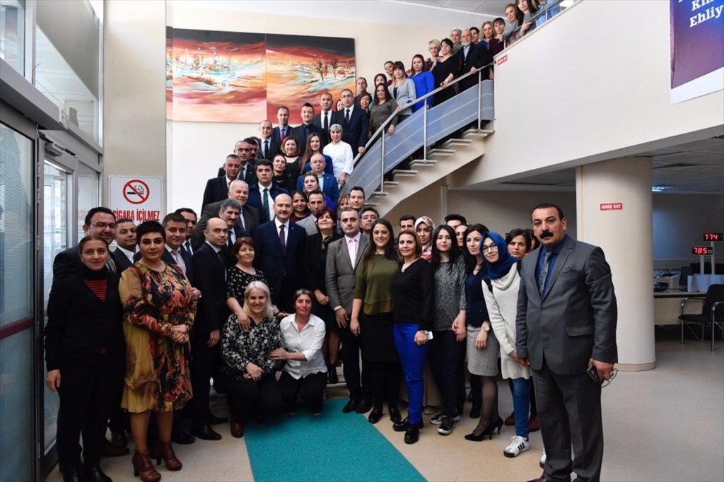 Bakan Soylu'dan Çankaya İlçe Nüfus Müdürlüğüne ziyaret