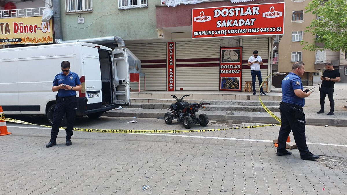 Diyarbakır'da 'yan baktın' kavgası: Çok sayıda yaralı