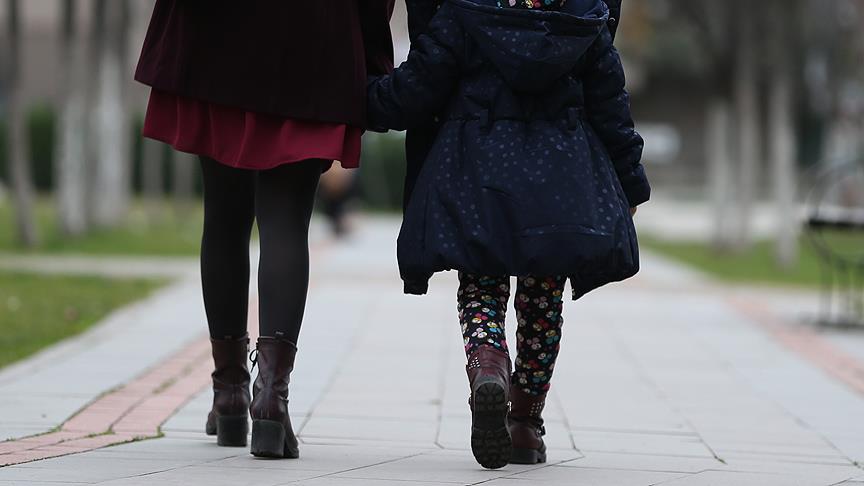 Boşanmış anne çocuğuna soyadının verilmesini isteyebilecek