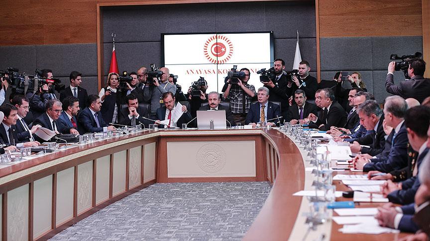 Anayasa Komisyonu ortak seçim önergesi için toplanıyor