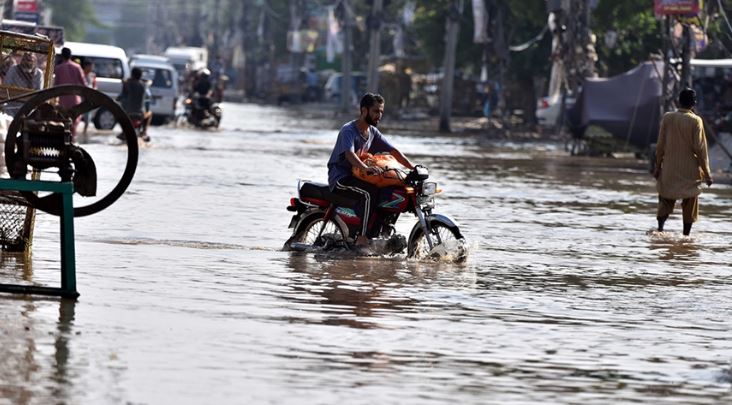 Pakistan'da muson yağmurları sebebiyle 10 kişi öldü