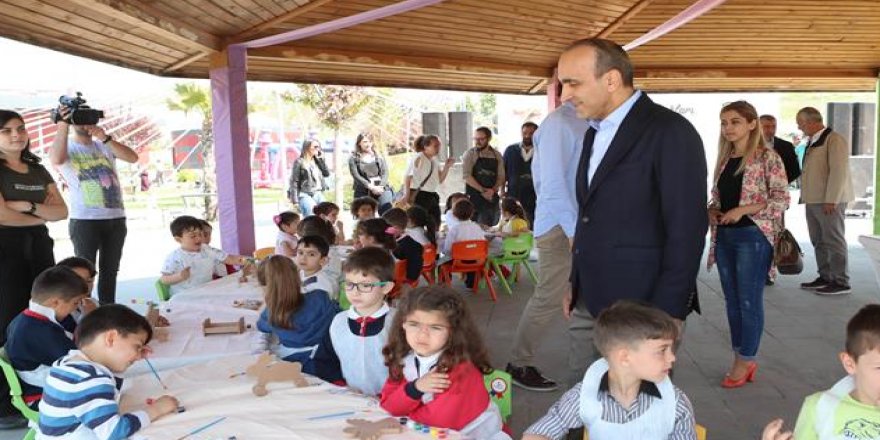 Oyuncak festivali renkli görüntülere sahne oldu