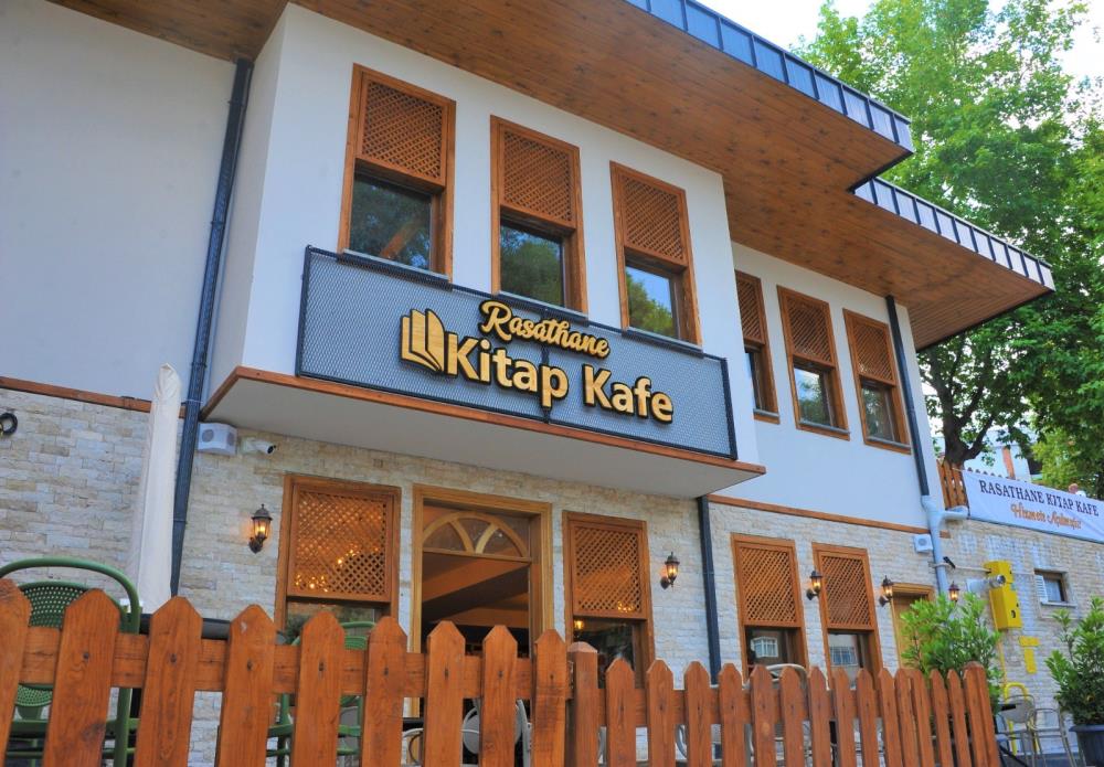 Rasathane kitap kafe hizmet vermeye başladı