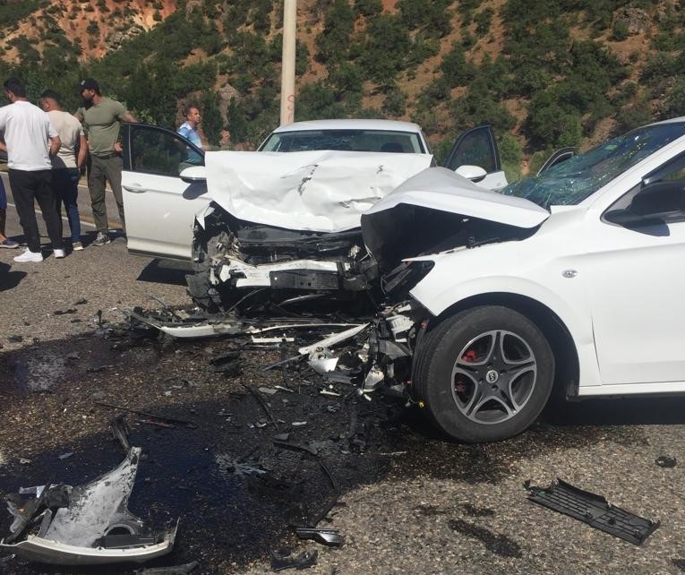Tunceli-Erzincan Karayolu'nda kaza