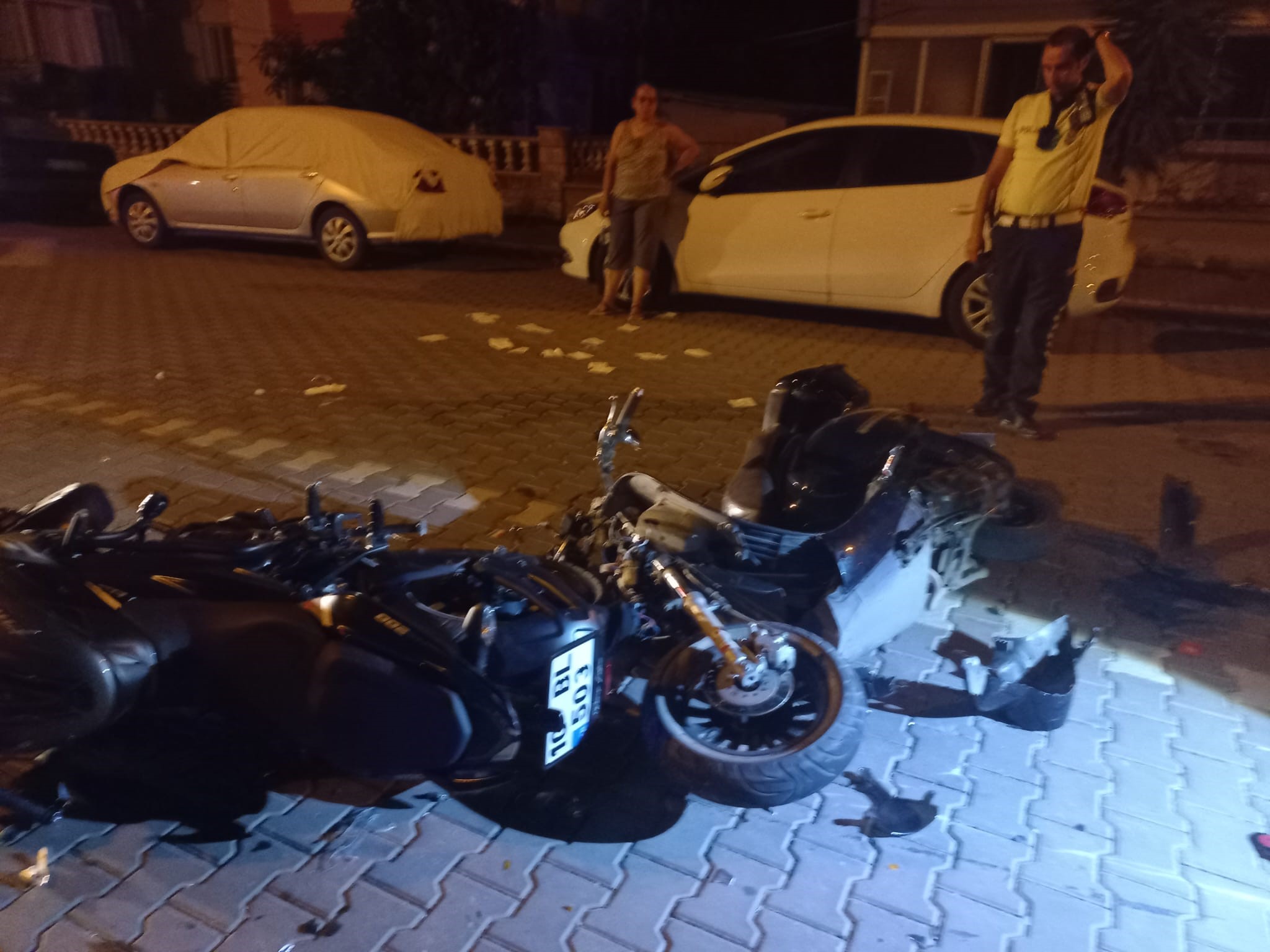 Balıkesir'de iki motosiklet birbirine girdi