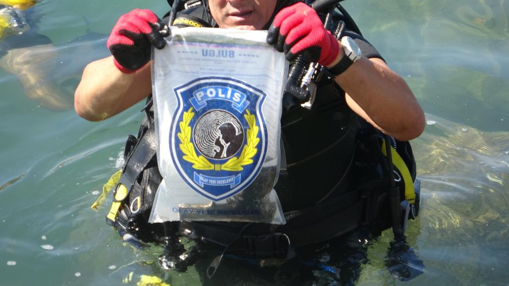 Cinayet silahını denizde buldular