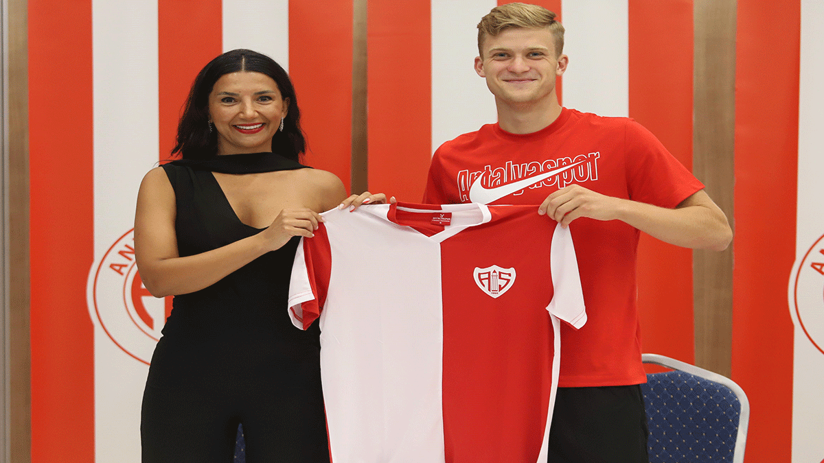Jakub Kaluzinski Antalyaspor’da