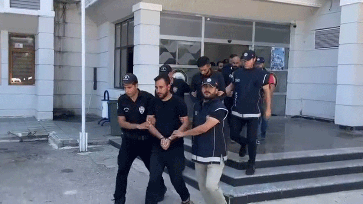 Mersin'de göçmen kaçakçısı operasyonu: 6 kişi tutuklandı