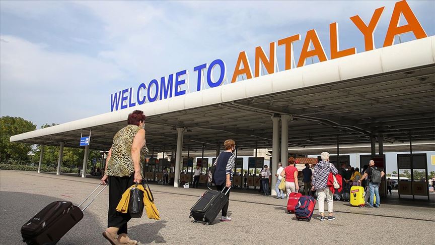 Antalya Havalimanı'nda tüm zamanların rekoru kırıldı