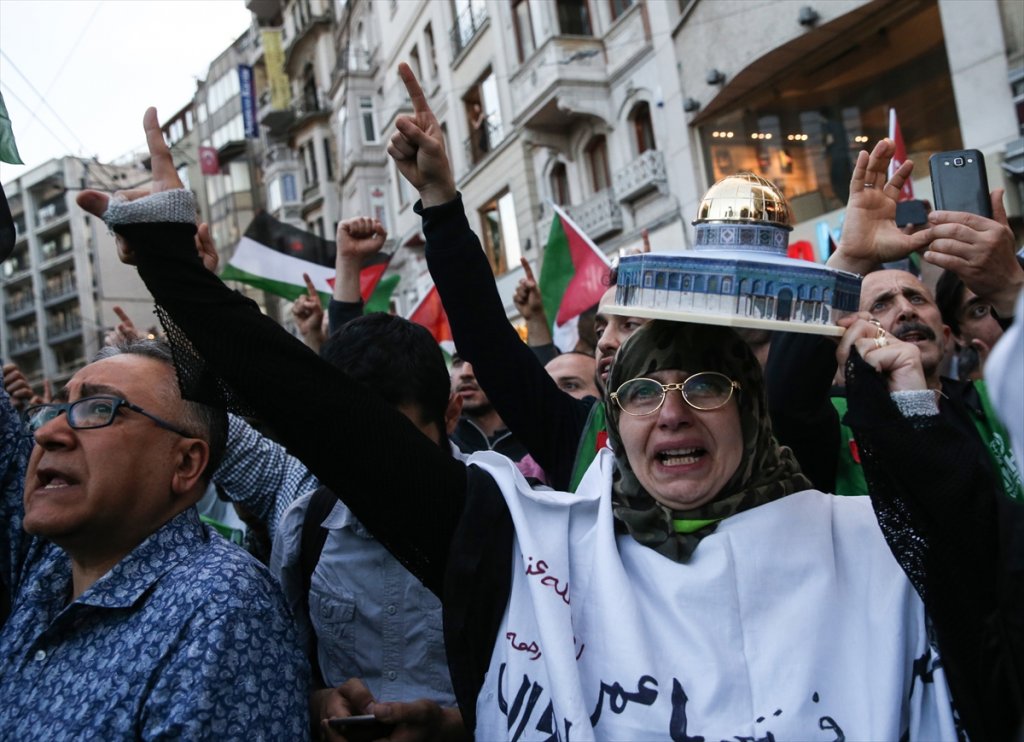 ABD'nin Tel Aviv Büyükelçiliğini Kudüs'e taşımasına tepki