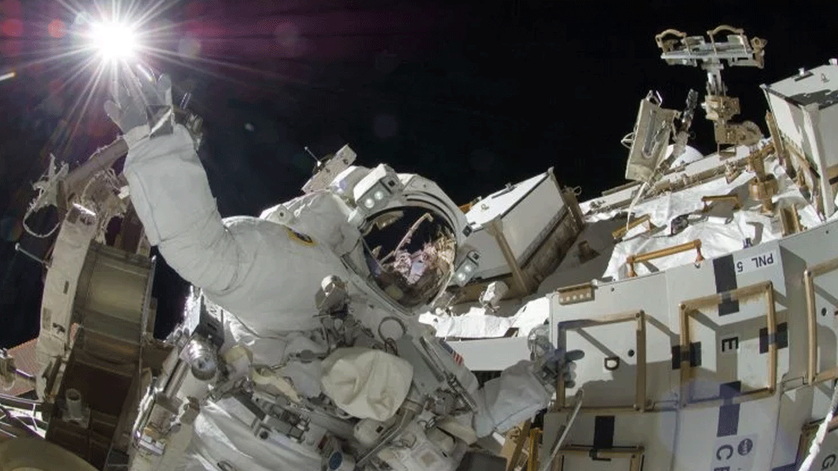 Güney Afrika, Uluslararası Uzay İstasyonu'na iki kadın astronot gönderecek