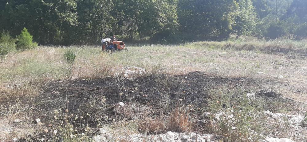Antalya'da tarım arazisinde yangın