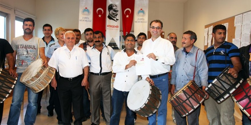 RAMAZAN davulcuları yetki belgelerini aldı