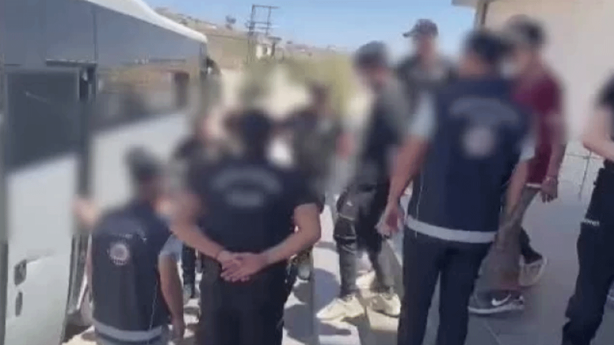 Gaziantep'te 38 kaçak göçmen yakalandı