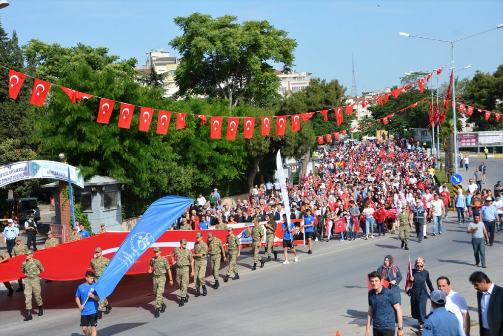 19 Mayıs coşkuyla kutlandı