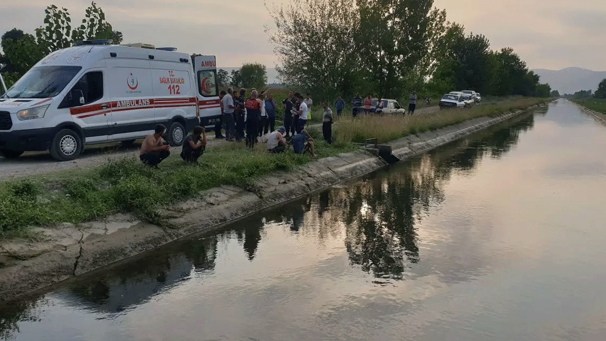 Sulama kanalına giren Suriyeli 3 gençten biri kayboldu