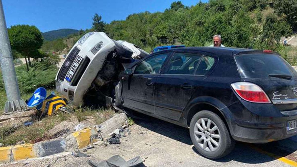 Karabük'te feci kaza: 1 çocuk hayatını kaybetti, 8 kişi yaralandı