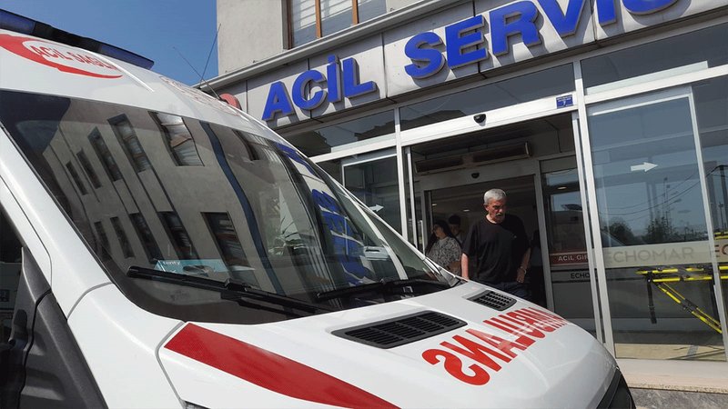 Küçük çocuk su sanıp tineri içti