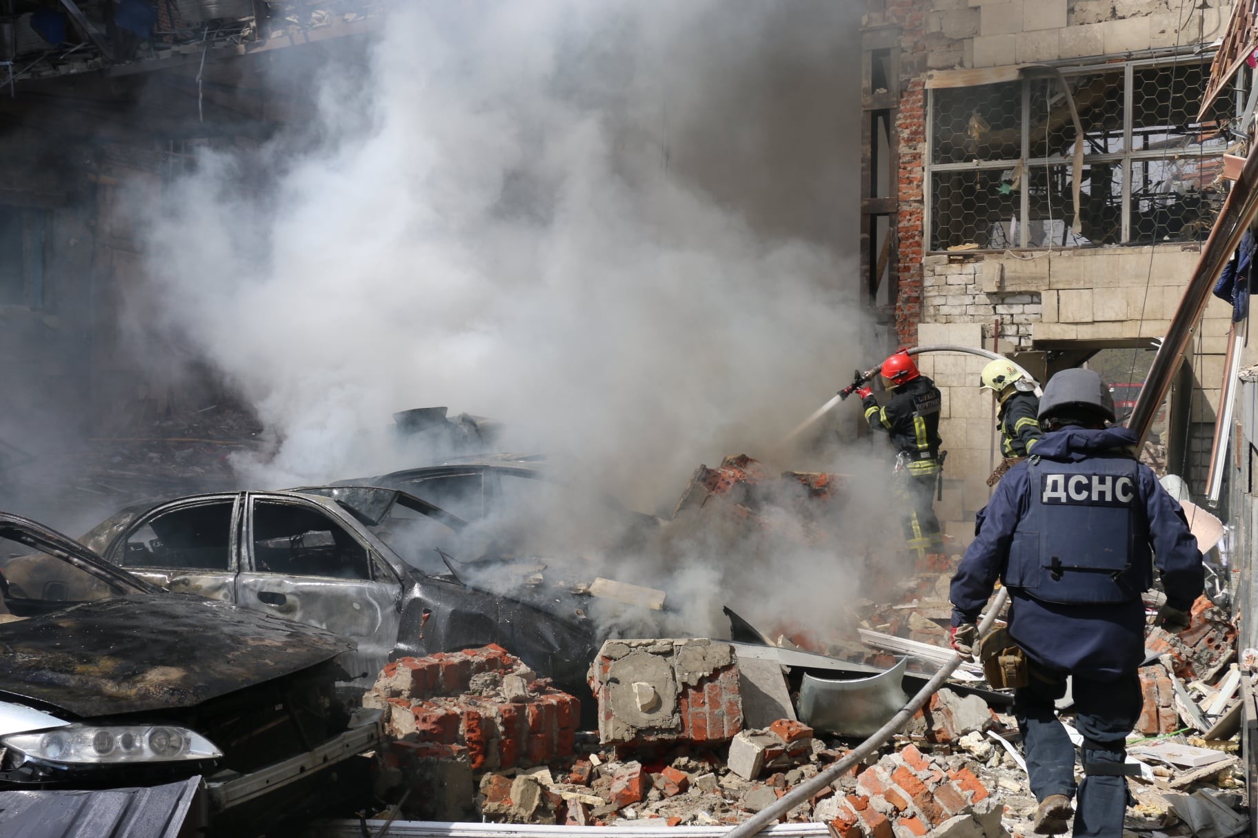 Harkov ve Donetsk'te hava saldırısı: 3 ölü