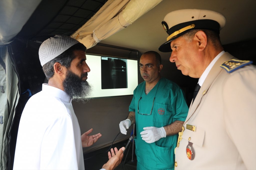 Gazze'de Sahra hastanesi açıldı