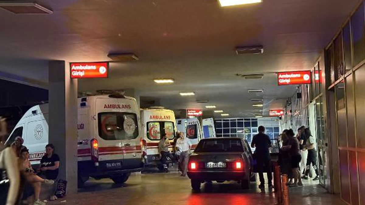 İzmir'de annesine satırla saldıran şüpheli tutuklandı