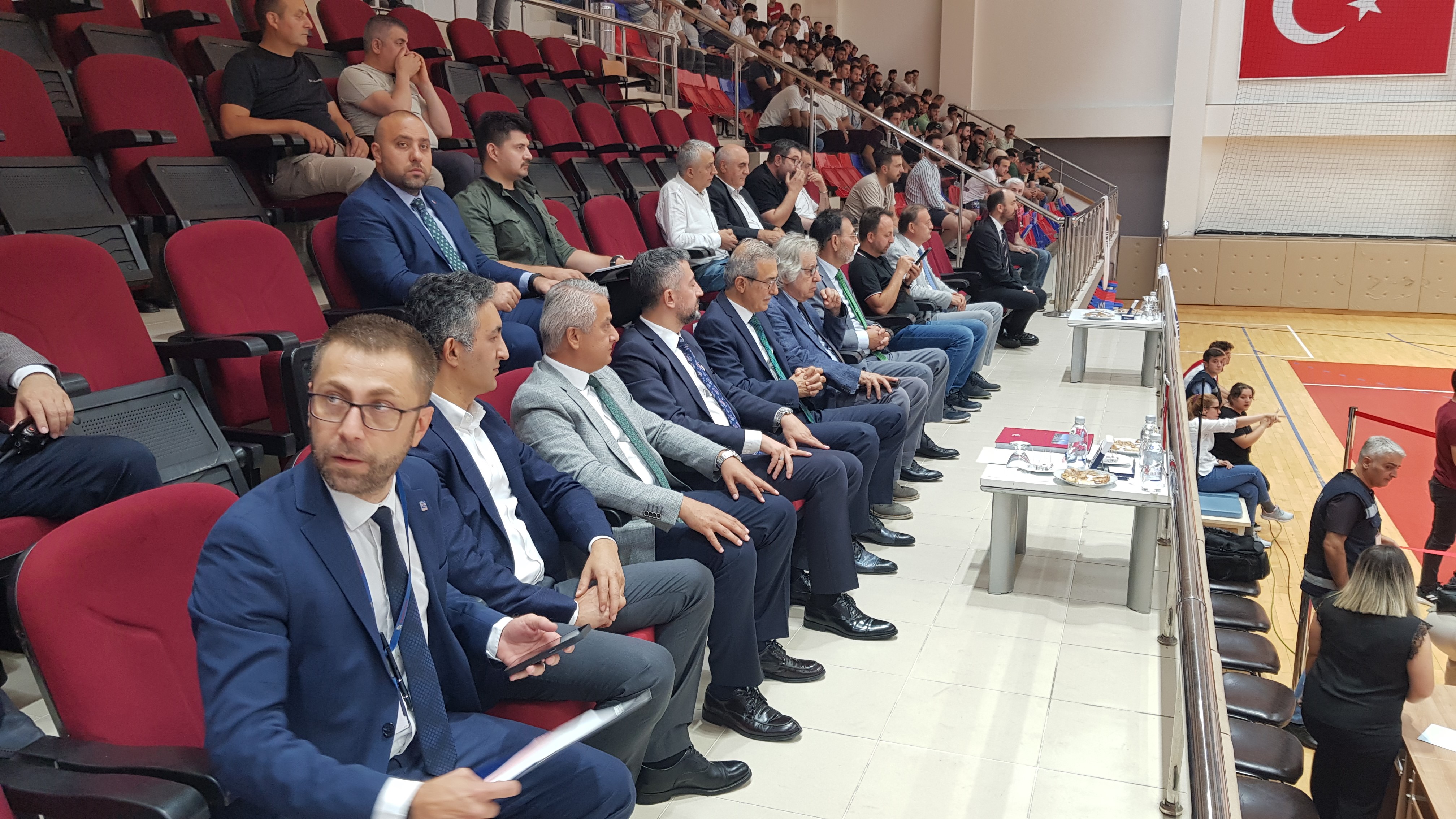 KARDEMİR'e alınacak 300 kişi kurayla belirlendi