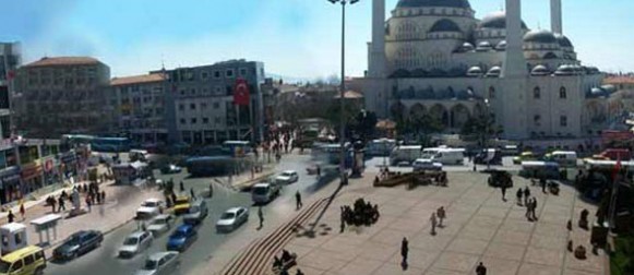 Maltepe’nin caddelerinde güzelleştirme çalışmaları