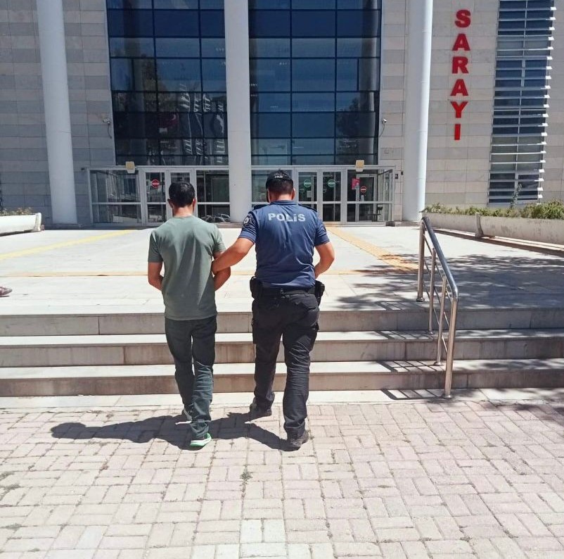 Elazığ'da yaşının iki katı suç kaydı bulunan şüpheli tutuklandı