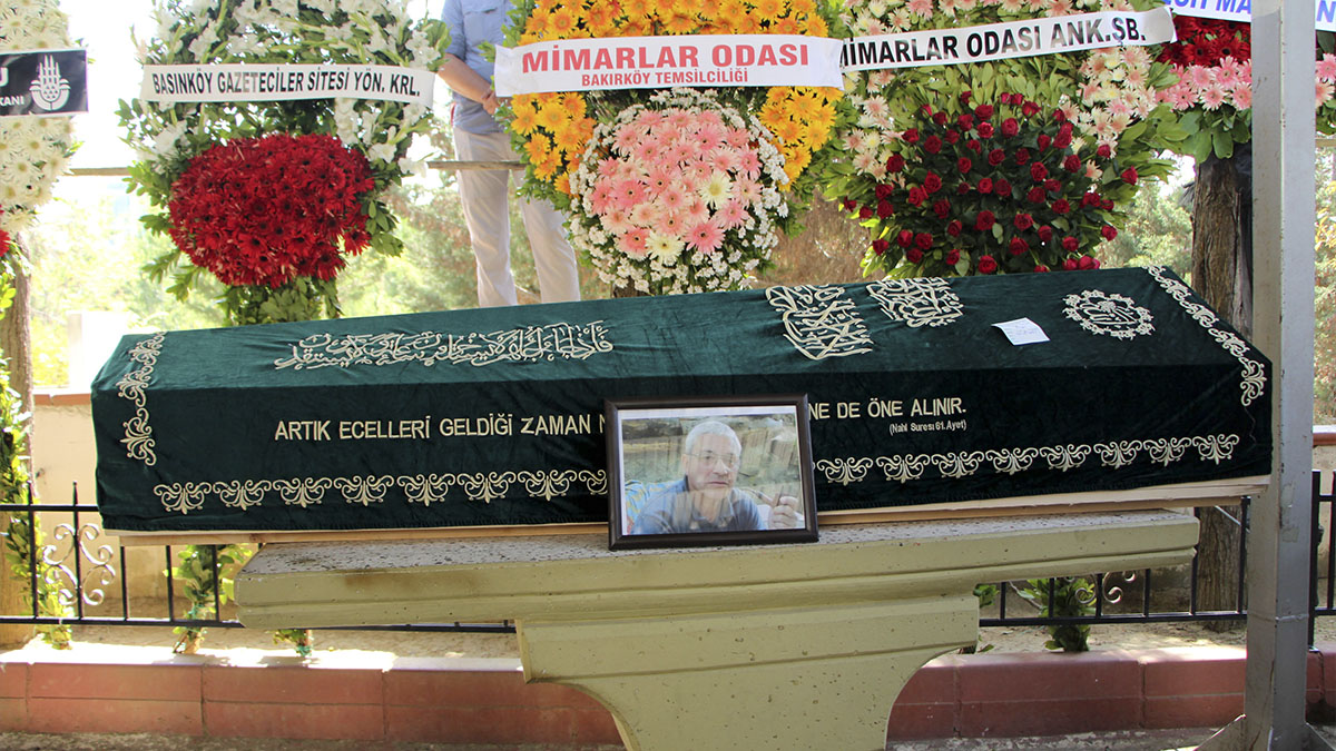Yaşar Kemal'in oğlu son yolculuğuna uğurlandı