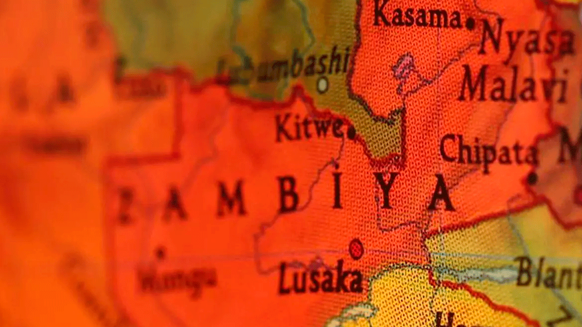 Kamyonun devrildiği feci kazada 32 kişi can verdi