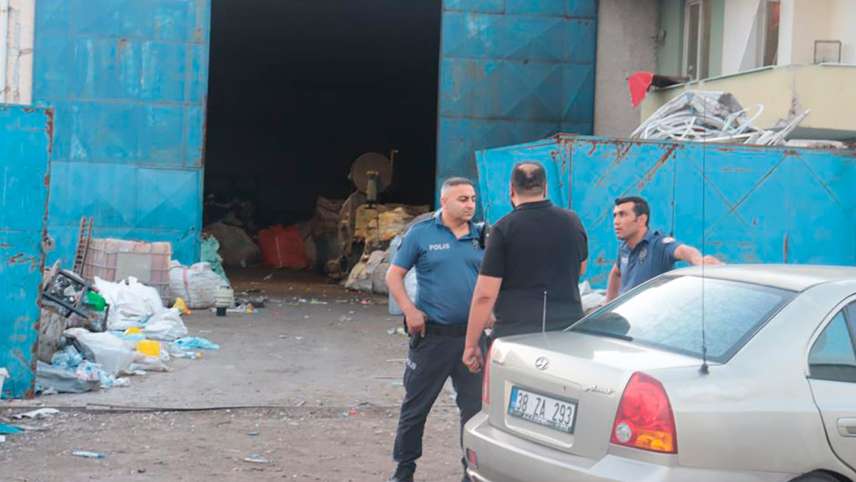 Polise silah çekti, vurularak durduruldu