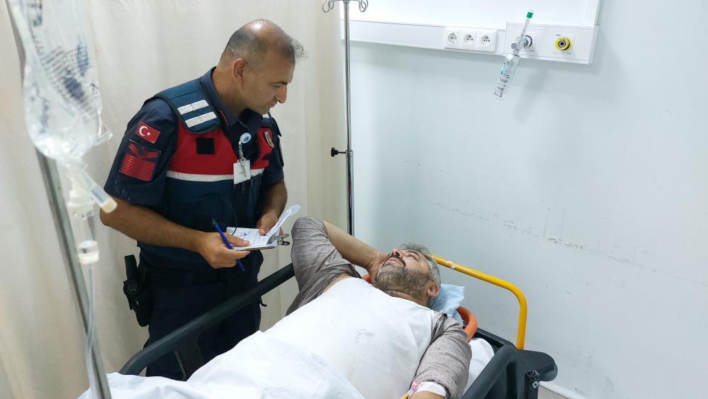 Cenaze namazında silahlar konuştu