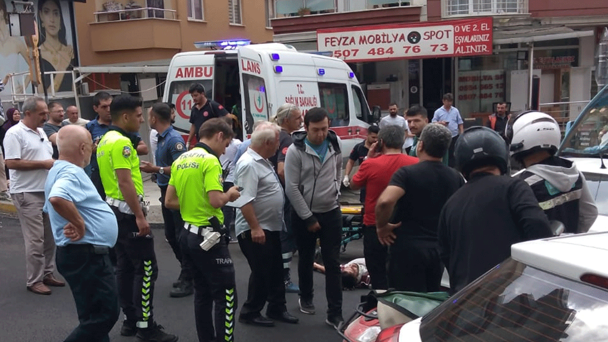Maltepe'de minibüsle otomobil çarpıştı: 3 yaralı