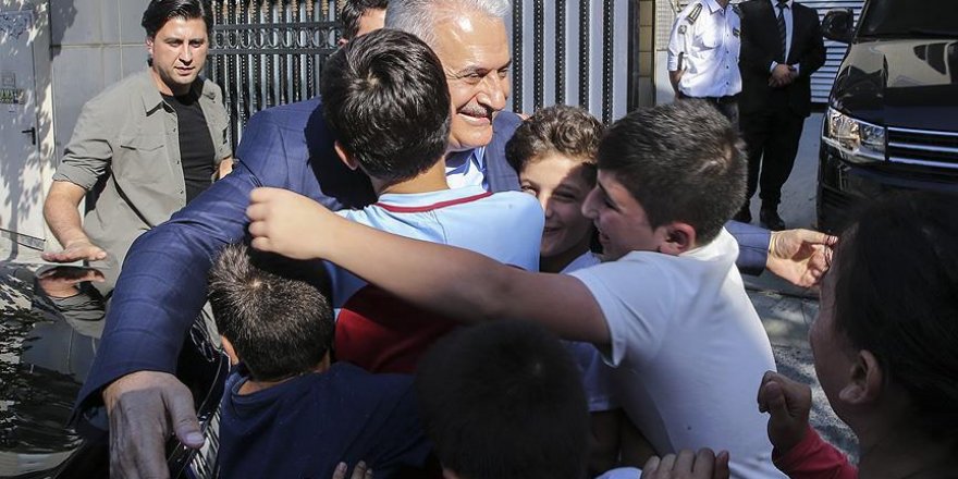 TBMM Başkanı Yıldırım'ın torun sevinci