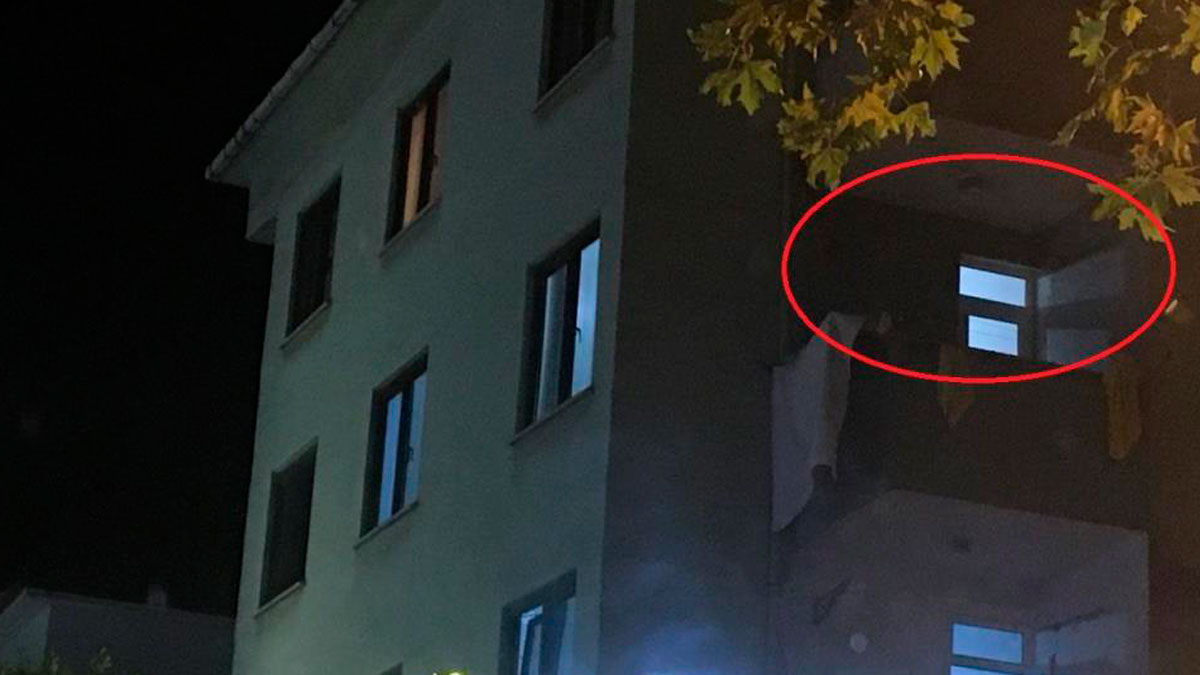 Elinde bıçakla eşini ve 2 yaşındaki çocuğunu esir aldı