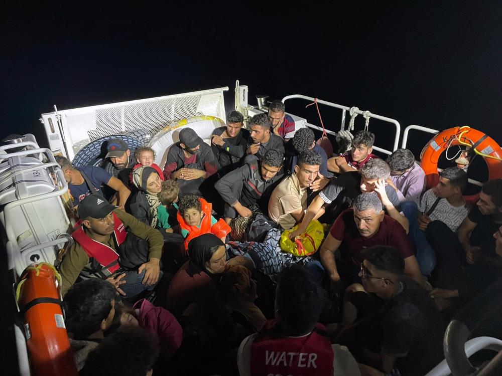 30 kaçak göçmen yakalandı