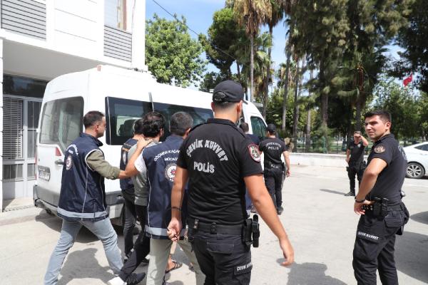 Mersin'de göçmen kaçakçılığı operasyonu: 7 gözaltı