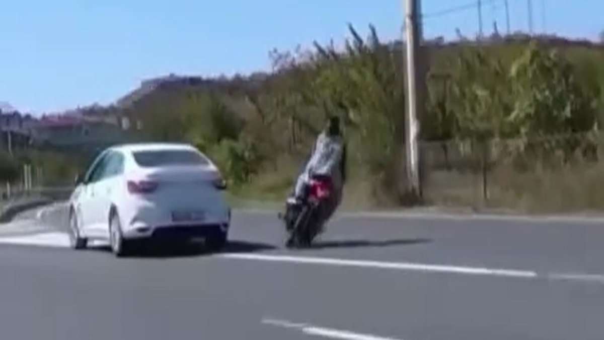 Motosiklet kazası kameralarda