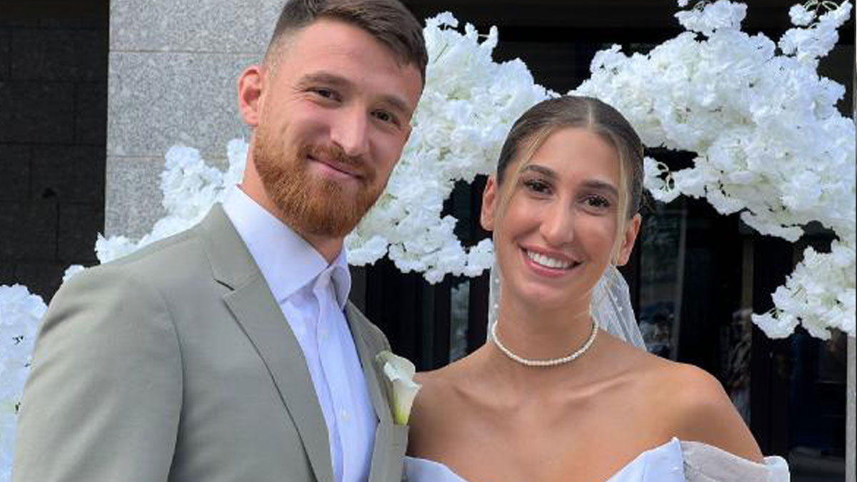 Milli futbolcu Salih Özcan evlendi