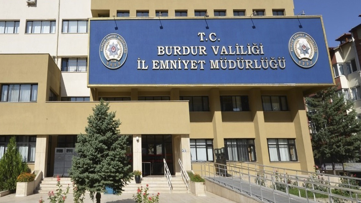 Burdur’da asayiş uygulamalarında 12 kişi tutuklandı