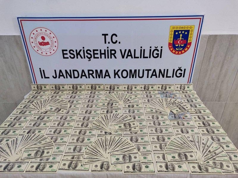 Eskişehir'de sahte dolar operasyonu