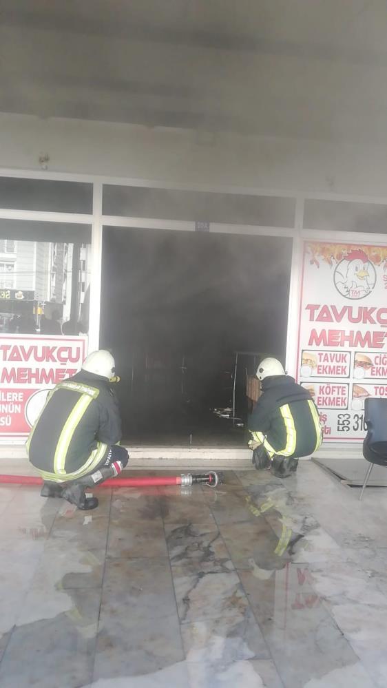 Afyonkarahisar'da iş yerinde yangın çıktı