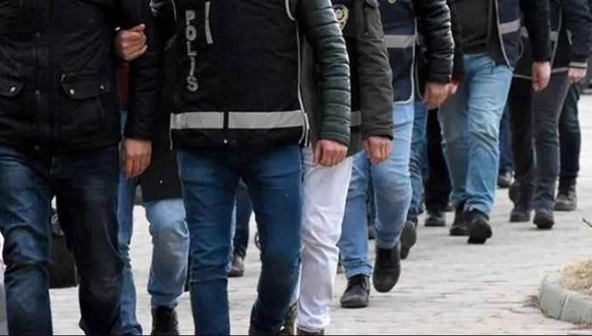 Balıkesir'de kaçakçılık operasyonunda 6 kişi tutuklandı
