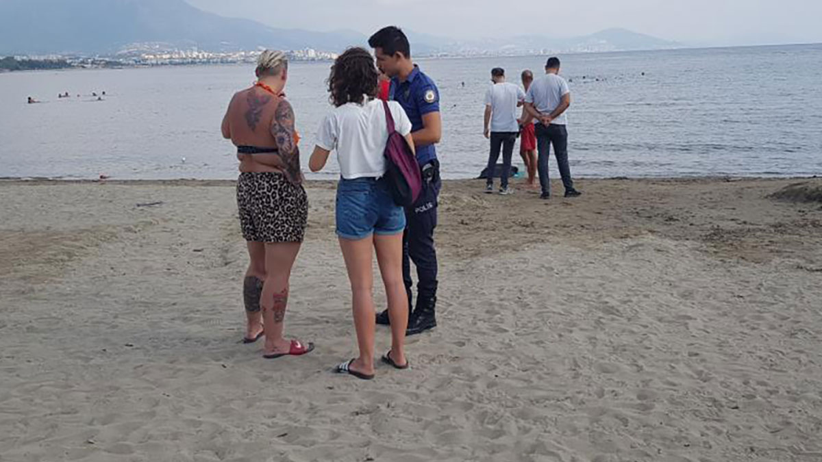 Antalya'da denizde kadın cesedi bulundu