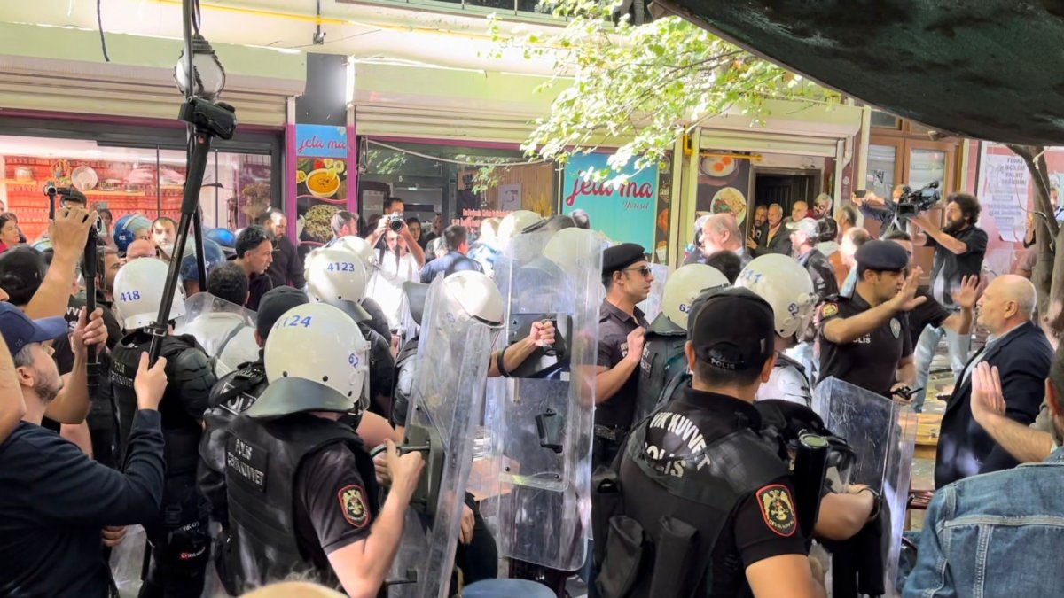 Tunceli'de izin verilmeyen gösteriye polis müdahale etti