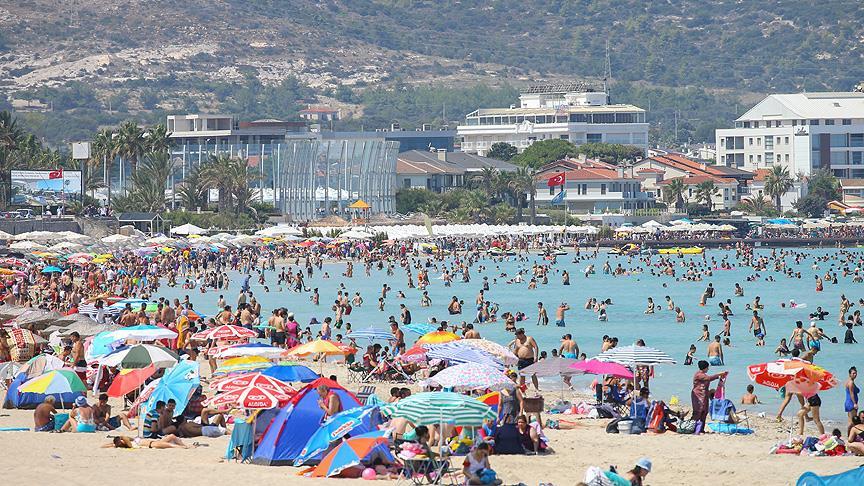 Türkiye 8 ayda 27 milyon turisti ağırladı