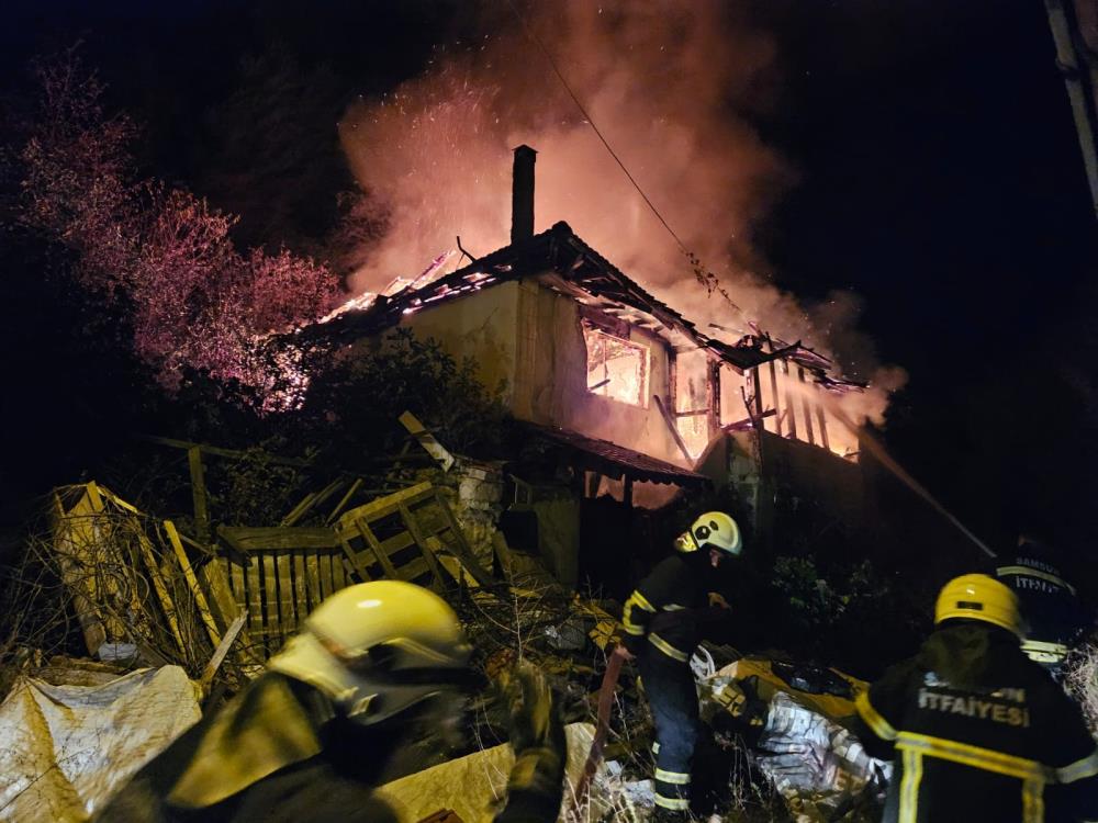 Samsun’da yangında 1 kişi hayatını kaybetti