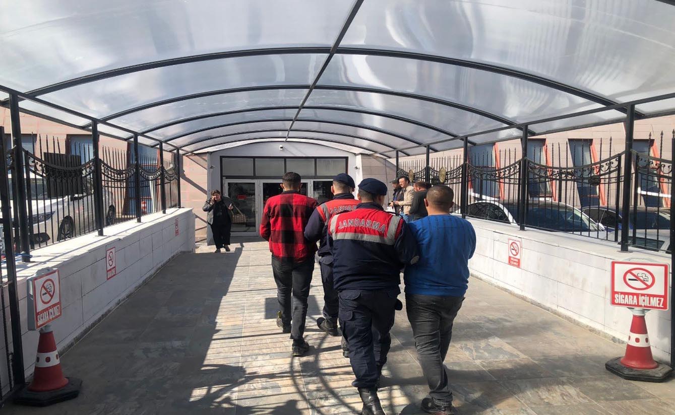Eskişehir'de 2 milyon liralık kablo çalan 4 şüpheliye gözaltı