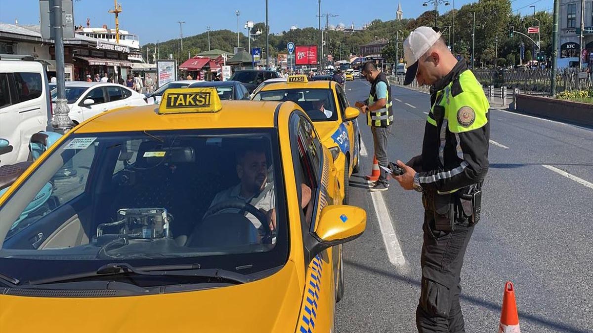 Kadıköy'de kurallara uymayan taksicilere ceza